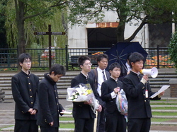 2image013.jpg