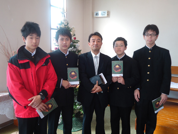 https://www.jhs.tohoku-gakuin.ac.jp/info/content/120110-2-8.jpg