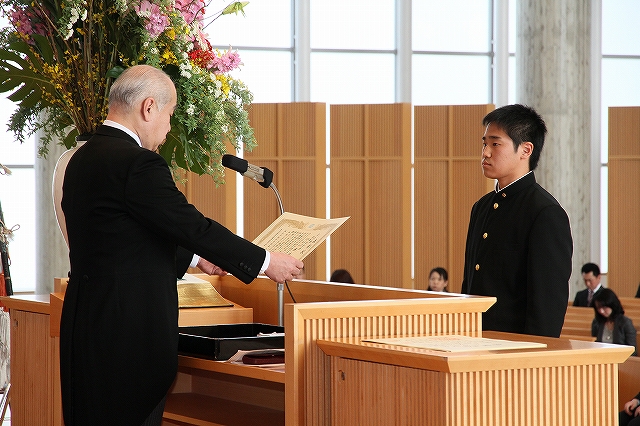 https://www.jhs.tohoku-gakuin.ac.jp/info/content/140402-1_04.jpg