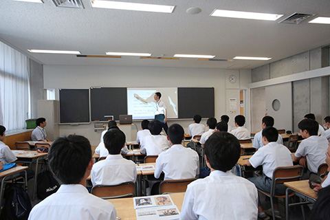 https://www.jhs.tohoku-gakuin.ac.jp/info/content/150714-1-8.jpg