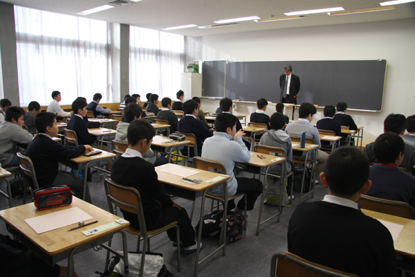 https://www.jhs.tohoku-gakuin.ac.jp/info/content/4IMG_3659.jpg